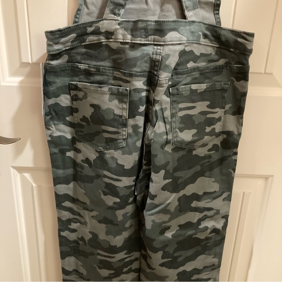 Girls Camo Overalls Size 18 XXL Camouflage Bib Overalls Stretch - Picture 11 of 15